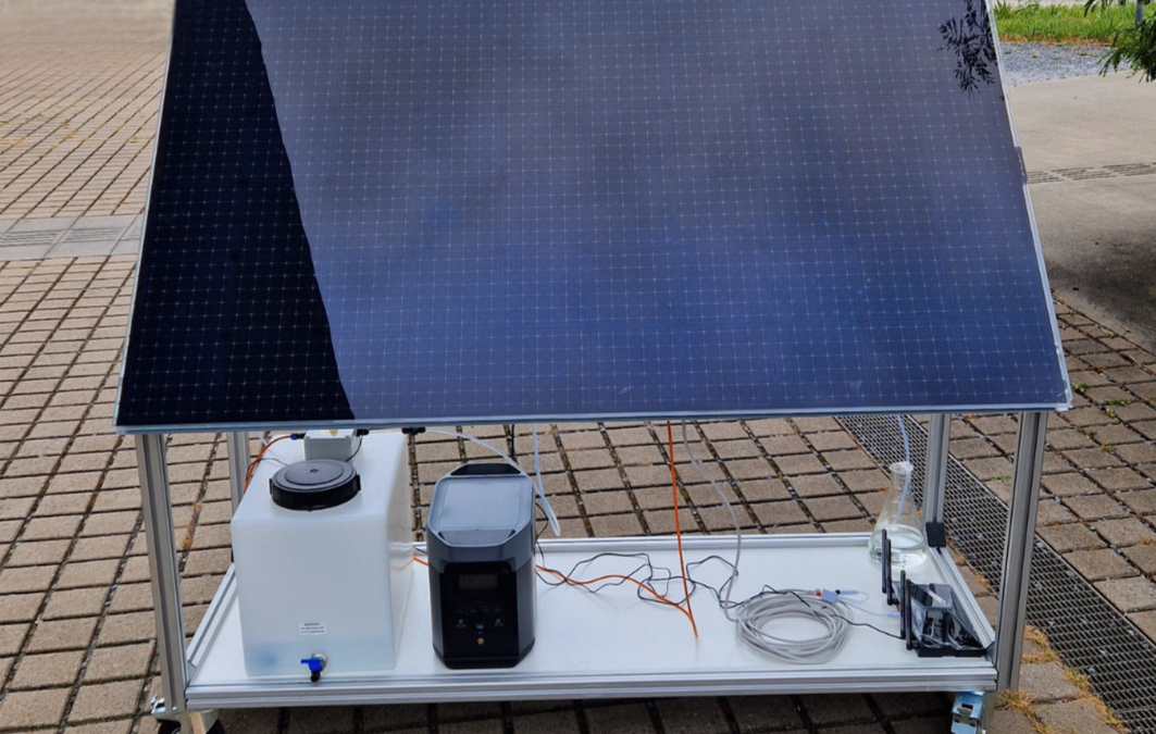 MyLeaf – solar water splitting unit